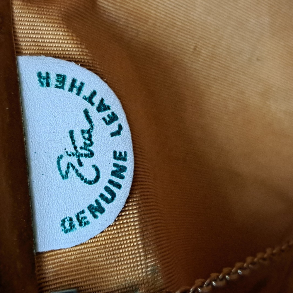 White Vintage Genuine Leather Clutch - Picture 6 of 12